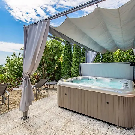 Luxury Penthouse Prestige Near The Sea Apartment *